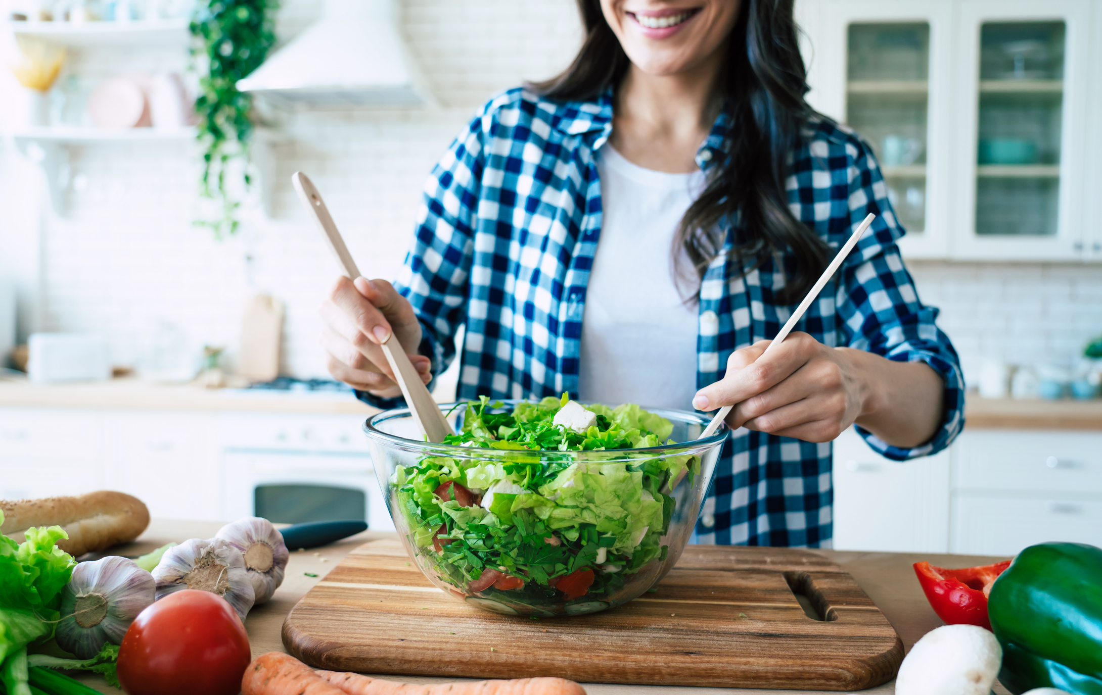 Perimenopause Weight Loss: Diet & Vitamin Guide