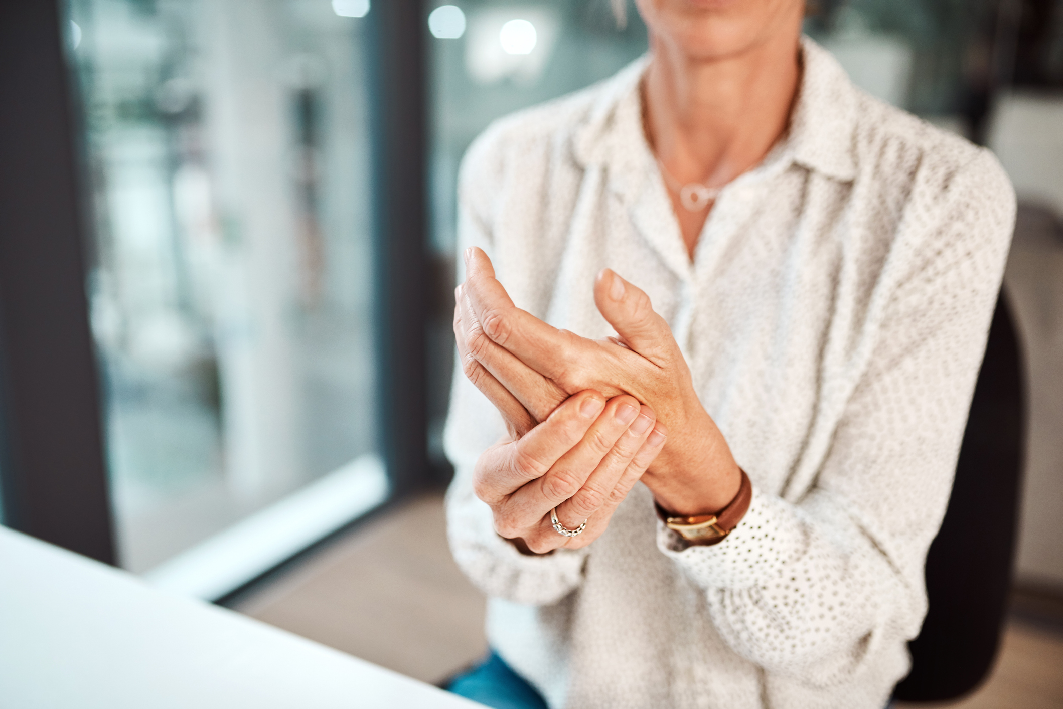 Osteoporosis in Women: Early Signs, Causes & Prevention