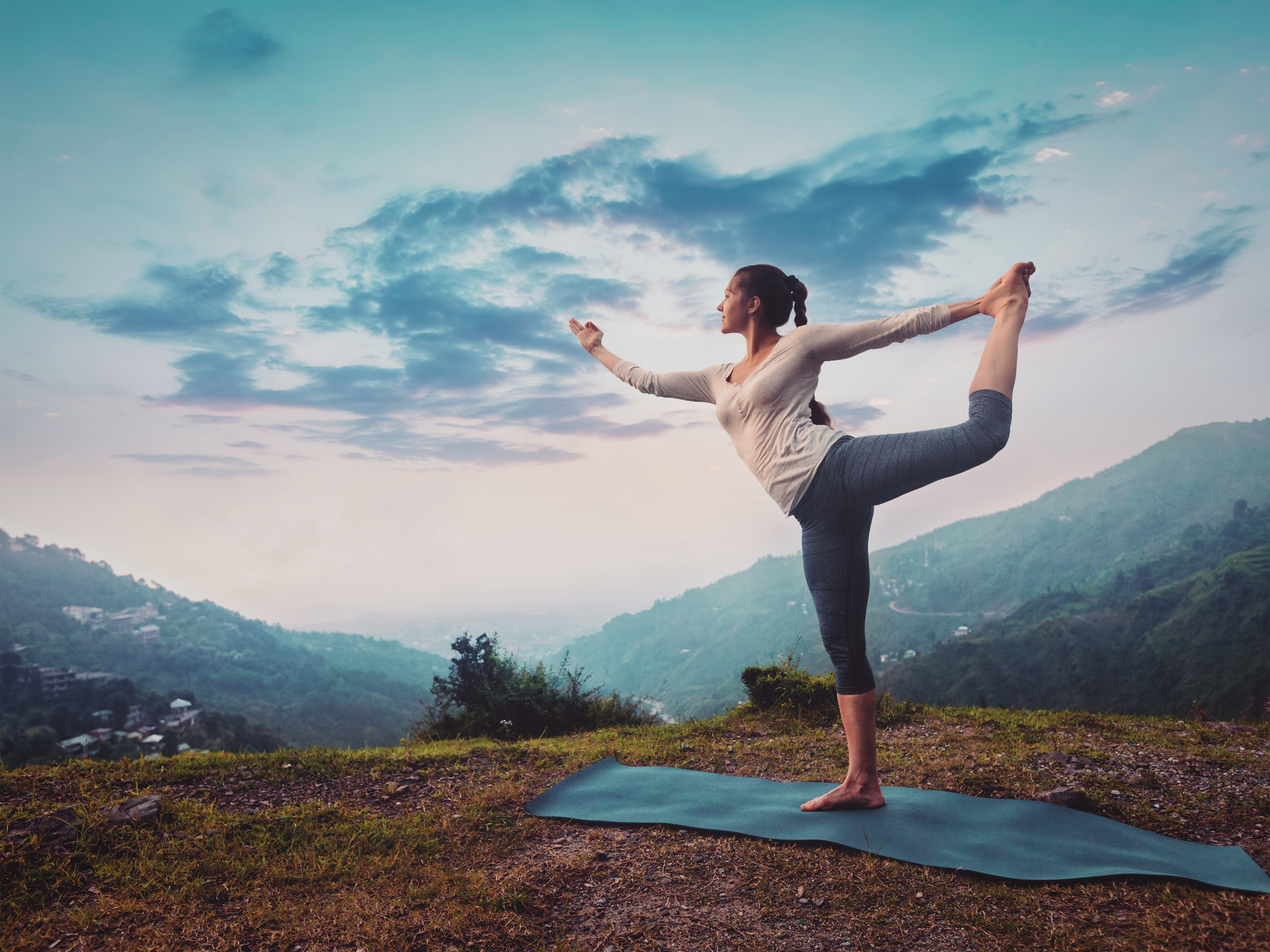 Balance PCOS Hormones Naturally: Top 10 Tips